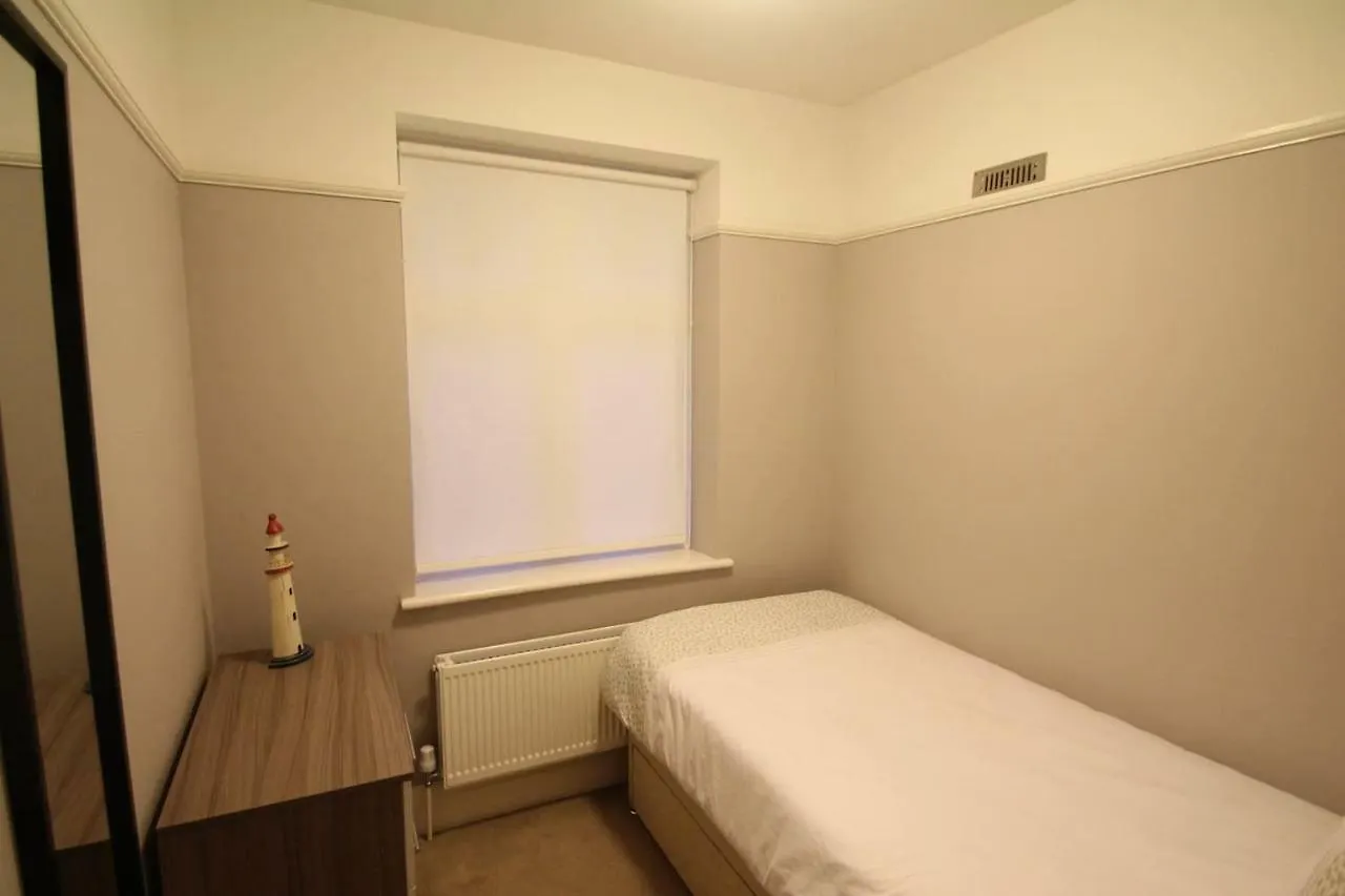 Oak Tree Villa London Holiday home